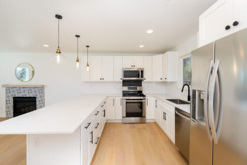 U-shaped White Kitchen - Federal Way