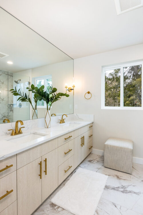 Light Melamine Flat Panels Kitchen Cabinets Seattle