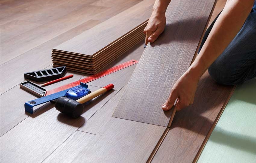 Factors to consider when you're choosing between Engineered Hardwood and Luxury Vinyl Plank
